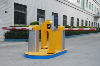 西安智慧交通与信息化管理 车辆门禁、监控工程与网站维护的协同发展